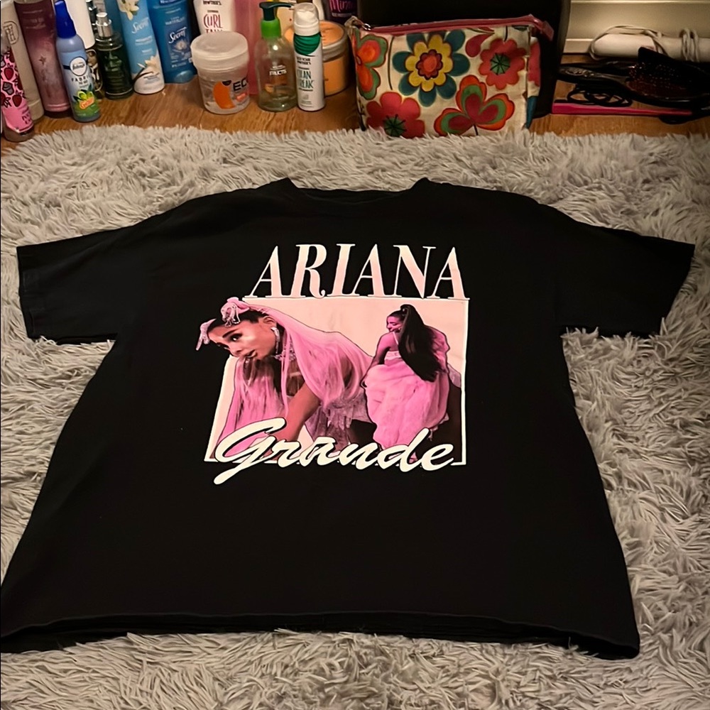 Ariana Grande Black Graphic T-Shirt